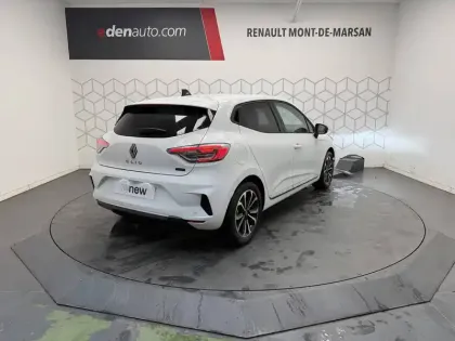 Photo 98 Renault Clio  E-Tech full hybrid 145 GSR2