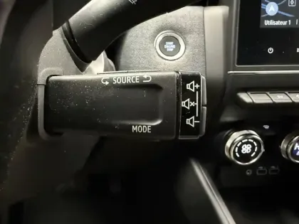 Photo 129 Renault Clio  E-Tech full hybrid 145 GSR2