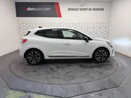 Photo 5 Renault Clio  E-Tech full hybrid 145 GSR2