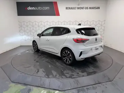 Photo 2 Renault Clio  E-Tech full hybrid 145 GSR2