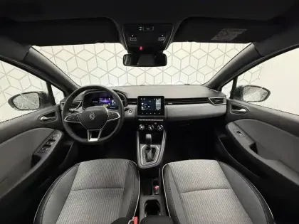 Photo 116 Renault Clio  E-Tech full hybrid 145 GSR2