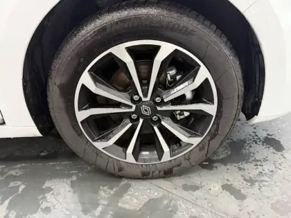 Photo 58 Renault Clio  E-Tech full hybrid 145 GSR2