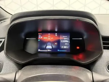 Photo 74 Renault Clio  E-Tech full hybrid 145 GSR2