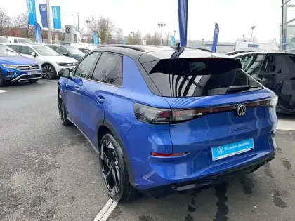 Photo 9 Volkswagen T-roc  1.5 eTSI EVO2 Hybrid 150 ch DSG7