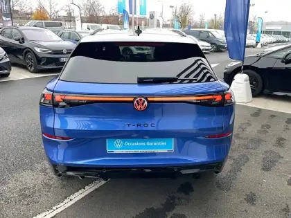 Photo 12 Volkswagen T-roc  1.5 eTSI EVO2 Hybrid 150 ch DSG7