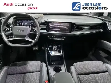 Photo 17 Audi Q4  e-tron 45 285 ch 82 kWh
