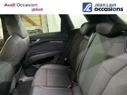 Photo 16 Audi Q4  e-tron 45 285 ch 82 kWh