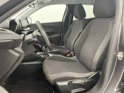 Photo 13 Peugeot 2008  BlueHDi 110 S&S BVM6