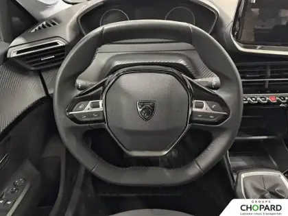 Photo 15 Peugeot 208  PureTech 100 S&S BVM6