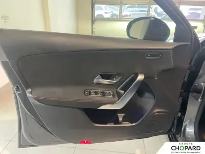 Photo 18 Mercedes Classe A  200 7G-DCT