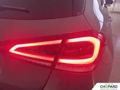 Photo 23 Mercedes Classe A  200 7G-DCT