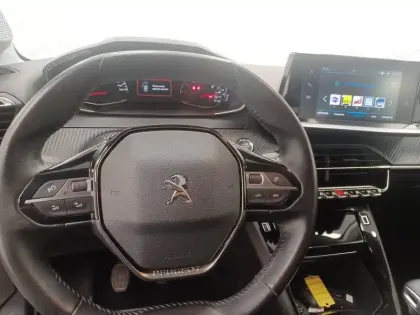 Photo 20 Peugeot 208  PureTech 100 S&S BVM6