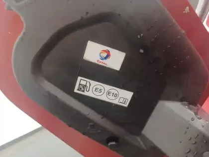 Photo 9 Peugeot 208  PureTech 100 S&S BVM6