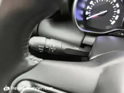 Photo 21 Citroën C3 Aircross  PureTech 110 S&S EAT6