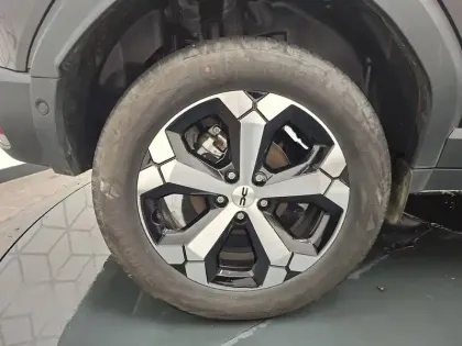 Photo 13 Dacia Duster  Hybrid 140