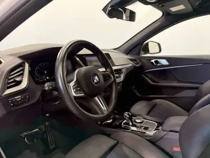 Photo 21 BMW Serie 1 118i 136 ch DKG7