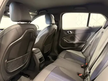 Photo 22 BMW Serie 1 118i 136 ch DKG7