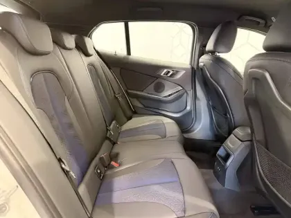 Photo 39 BMW Serie 1 118i 136 ch DKG7