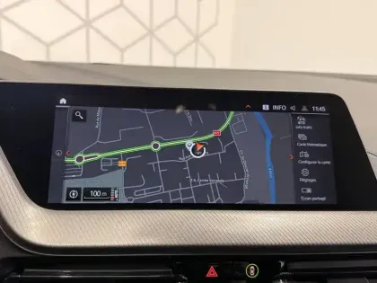 Photo 35 BMW Serie 1 118i 136 ch DKG7