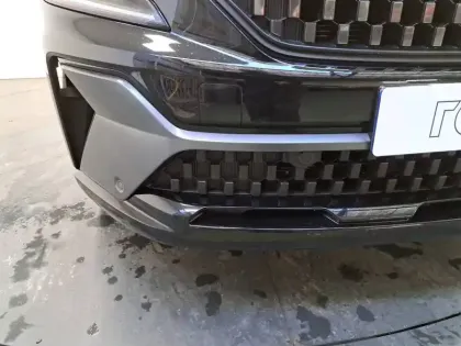 Photo 8 Renault Austral  E-Tech hybrid 200