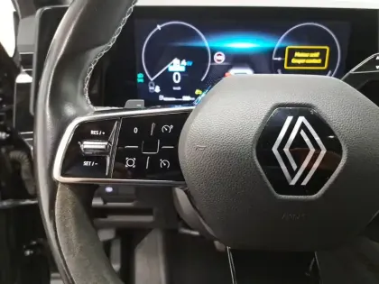 Photo 31 Renault Austral  E-Tech hybrid 200