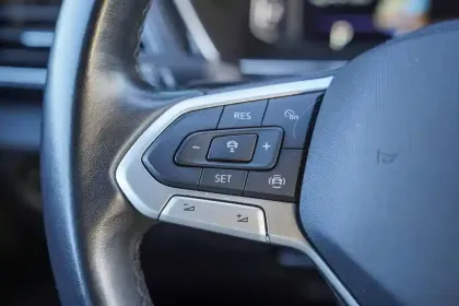 Photo 23 Volkswagen T-cross  1.0 TSI 110 Start/Stop DSG7