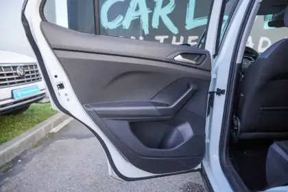 Photo 18 Volkswagen T-cross  1.0 TSI 110 Start/Stop DSG7