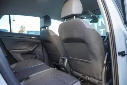 Photo 12 Volkswagen T-cross  1.0 TSI 110 Start/Stop DSG7