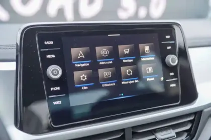 Photo 29 Volkswagen T-roc  1.0 TSI 116 Start/Stop BVM6