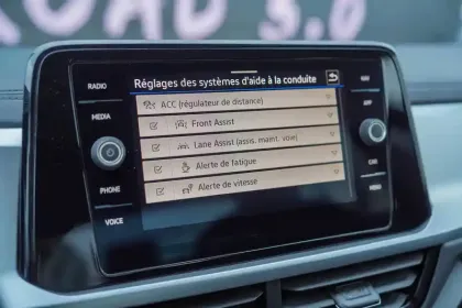 Photo 30 Volkswagen T-roc  1.0 TSI 116 Start/Stop BVM6