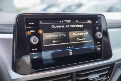 Photo 31 Volkswagen T-roc  1.0 TSI 116 Start/Stop BVM6