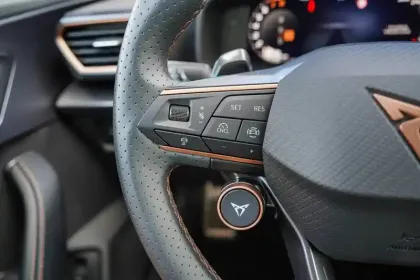 Photo 25 Cupra Formentor  1.5 eTSI Hybrid 150 ch DSG7