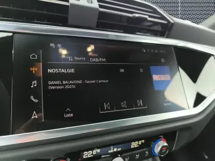 Photo 6 Audi Q3  35 TFSI 150 ch S tronic 7