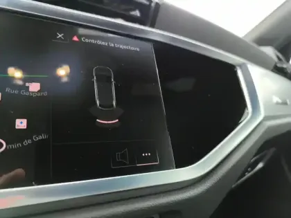 Photo 17 Audi Q3  35 TFSI 150 ch S tronic 7