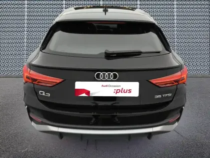 Photo 27 Audi Q3  35 TFSI 150 ch S tronic 7