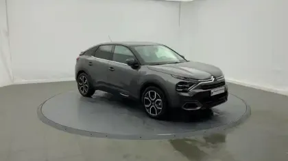 Photo 24 Citroën C4 e- 136 ch Automatique