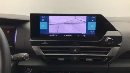 Photo 19 Citroën C4 e- 136 ch Automatique