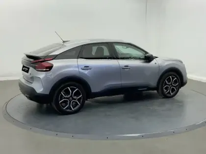 Photo 24 Citroën C4 e- 136 ch Automatique