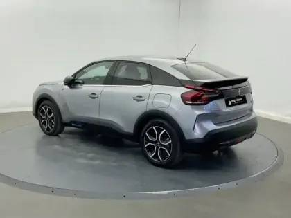 Photo 29 Citroën C4 e- 136 ch Automatique