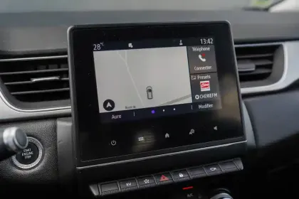 Photo 24 Renault Captur  E-Tech 145 - 21