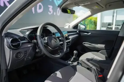 Photo 15 Skoda Fabia  1.0 TSI 95 ch EVO 2 BVM5