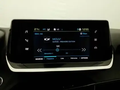 Photo 21 Peugeot 208  Electrique 50 kWh 136ch