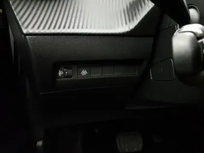 Photo 18 Peugeot 208  Electrique 50 kWh 136ch