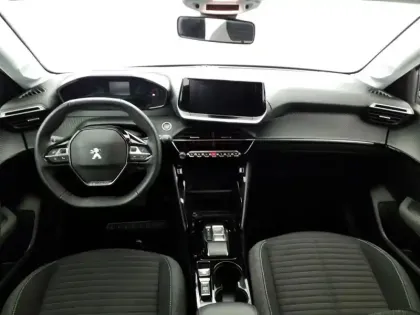 Photo 9 Peugeot 208  Electrique 50 kWh 136ch