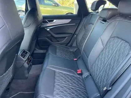 Photo 70 Audi A6  Avant 55 TFSIe 367 ch S tronic 7 Quattro