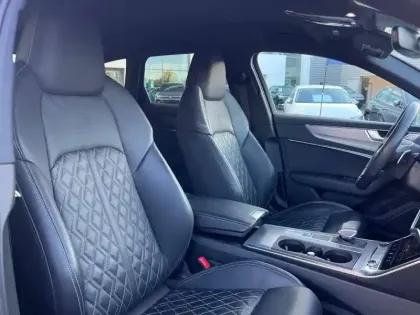 Photo 76 Audi A6  Avant 55 TFSIe 367 ch S tronic 7 Quattro