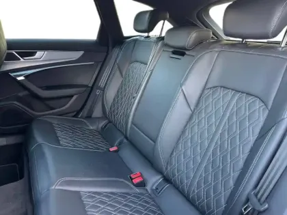 Photo 13 Audi A6  Avant 55 TFSIe 367 ch S tronic 7 Quattro