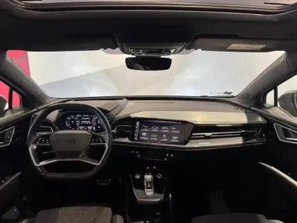 Photo 15 Audi Q4  e-tron 40 204 ch 82 kWh