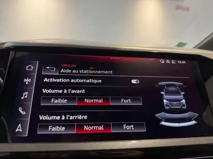 Photo 35 Audi Q4  e-tron 40 204 ch 82 kWh