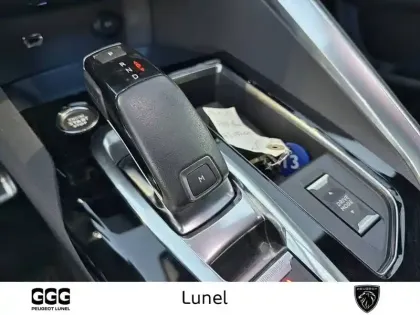 Photo 18 Peugeot 3008  Puretech 130ch S&S EAT8